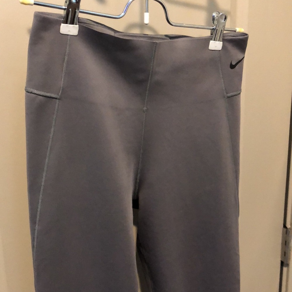 Nike One Women's Sculpt Victory Training Tights - Picture 4 of 9